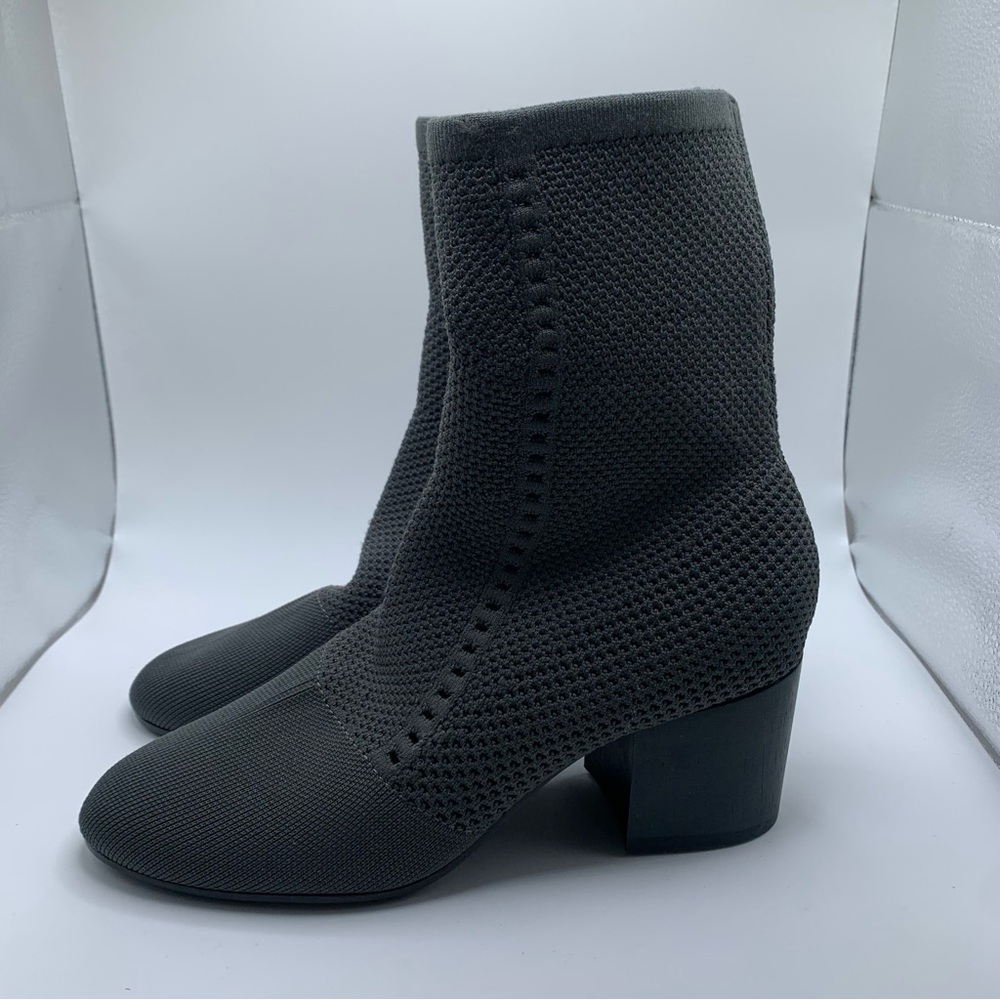 New Eileen Fisher CHOICE Graphite Grey Mesh Knit Stretch Sock Ankle size  7 2490